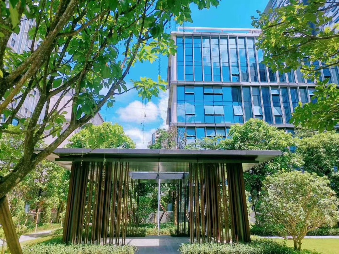 龙华九栋花园小区,首付3-5成  可分期十年 均价1.25万-1.35万/㎡