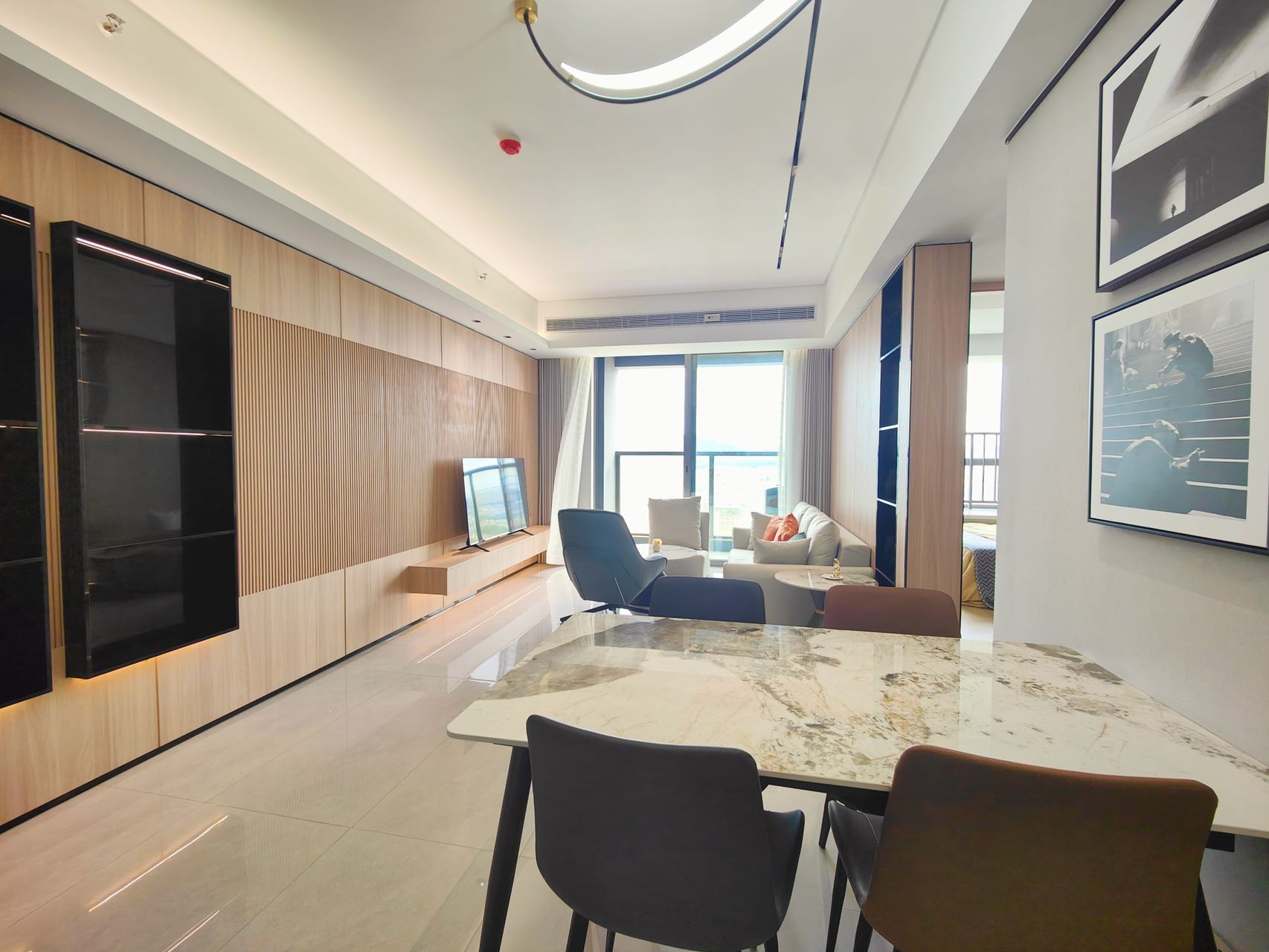 光明千户园林小区薯田埔地铁站500米,精装总价24.8万起首付12.8万，供1302元/月