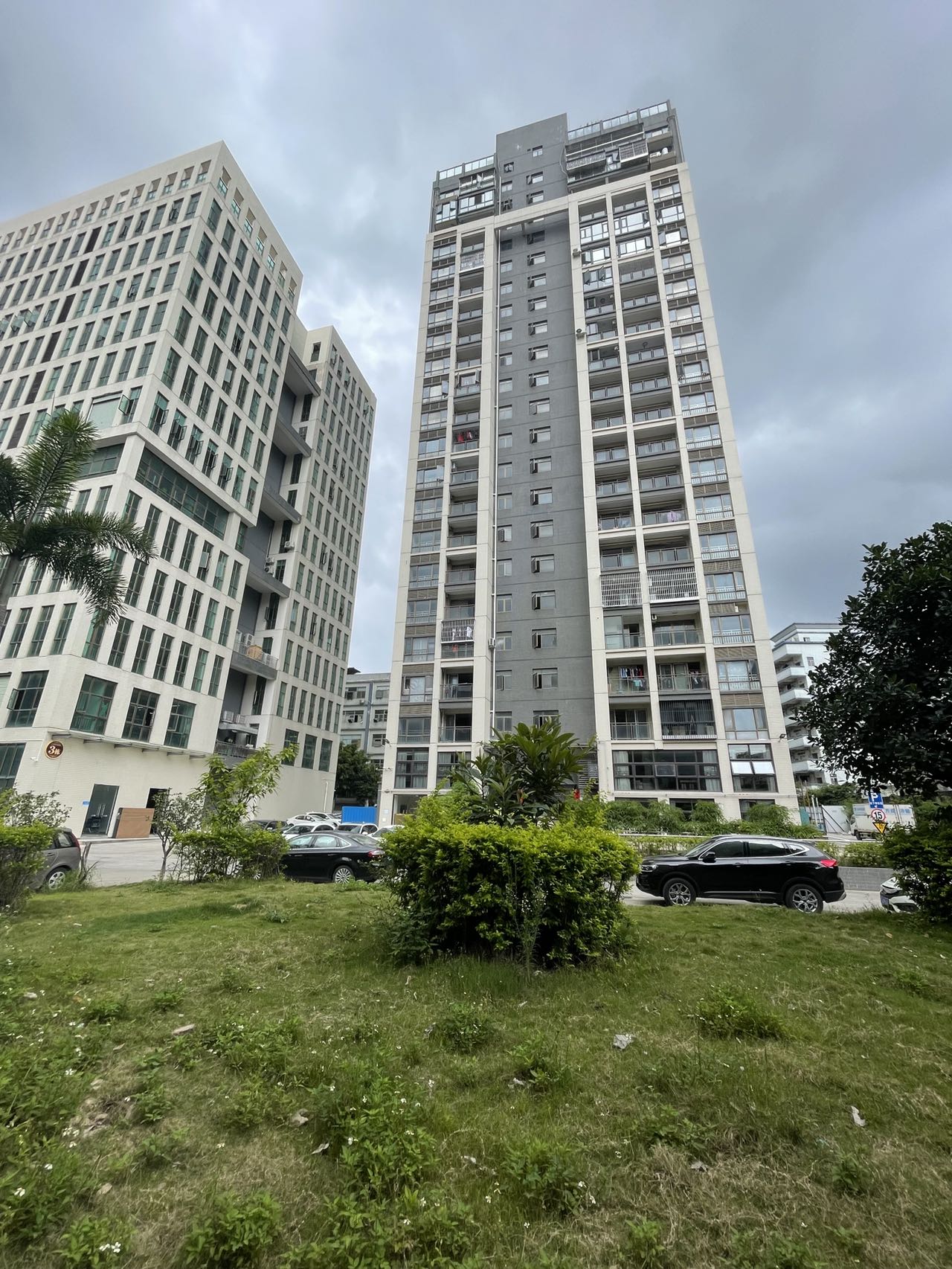 龙岗平湖万达旁统建楼四栋小区房首付5成分期5年