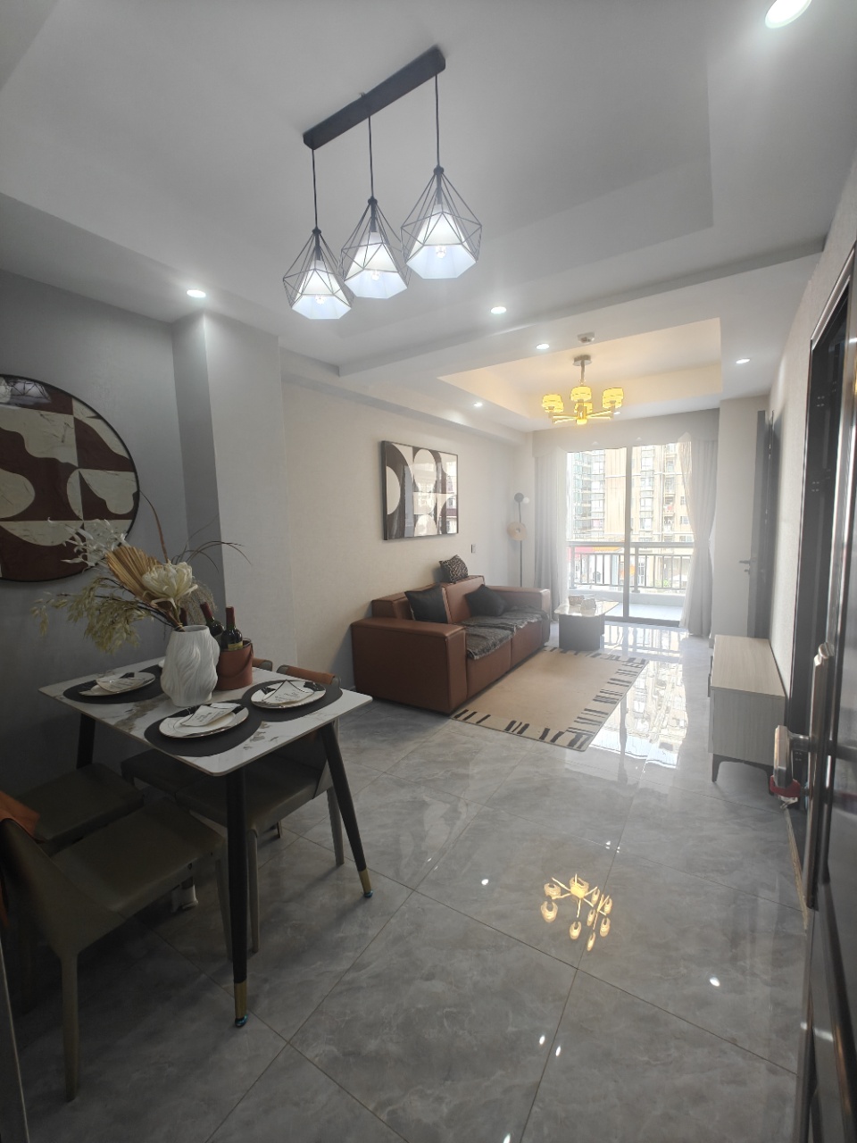 沙井四栋统建楼户户大阳台通燃气，精装修三房44.2～75.5万