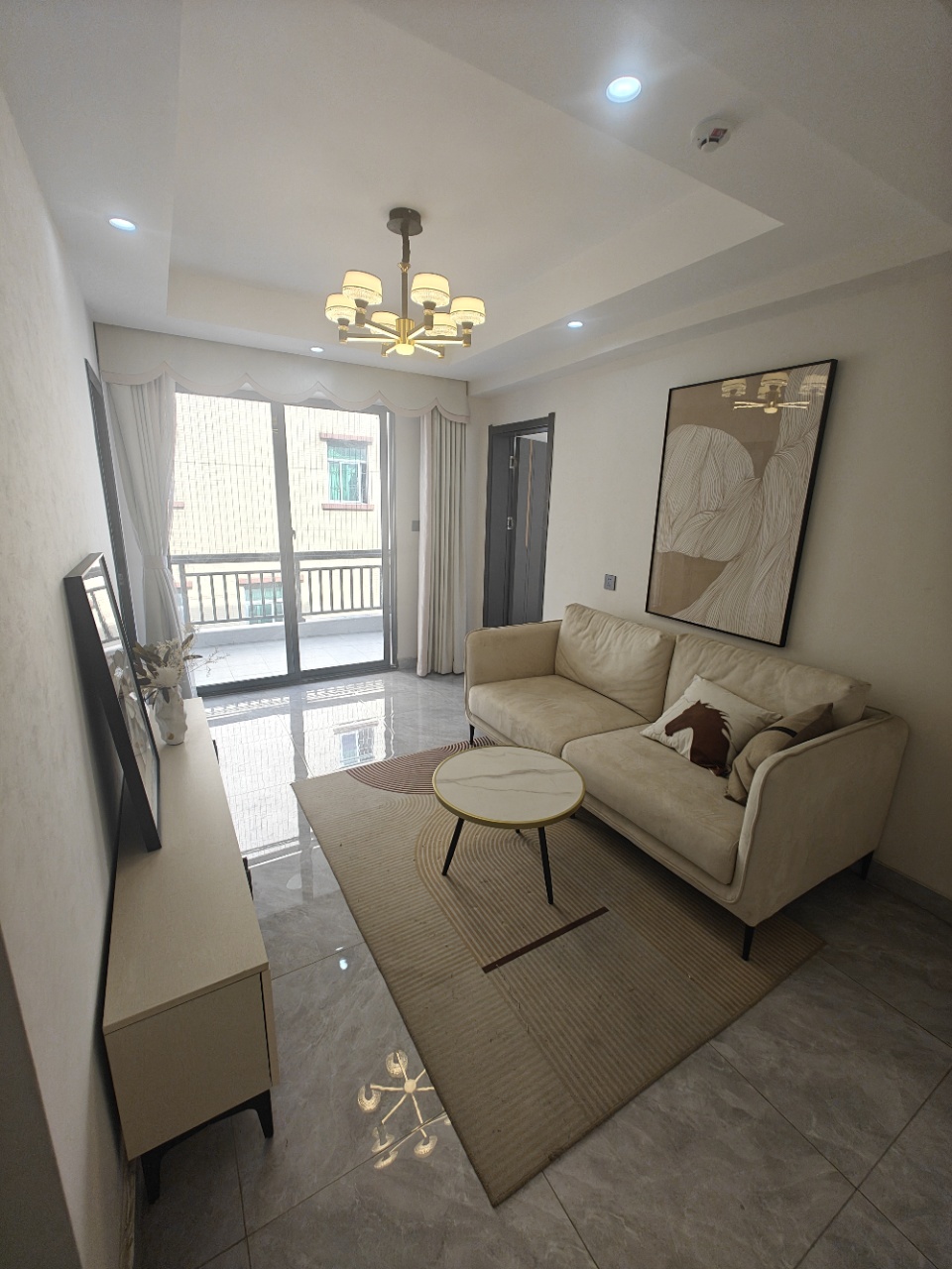 沙井四栋统建楼户户大阳台通燃气，精装修三房44.2～75.5万