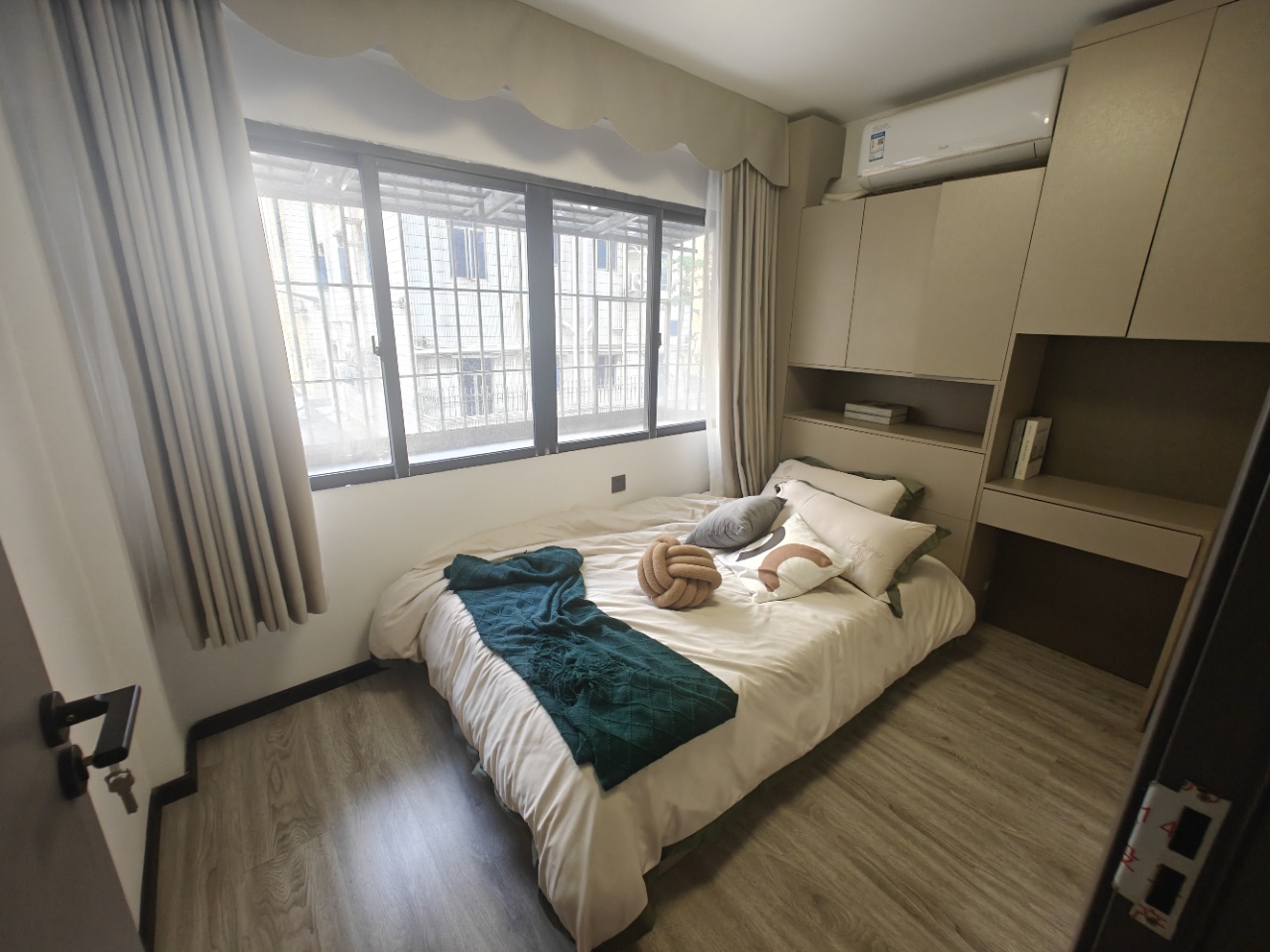 沙井四栋统建楼户户大阳台通燃气，精装修三房44.2～75.5万