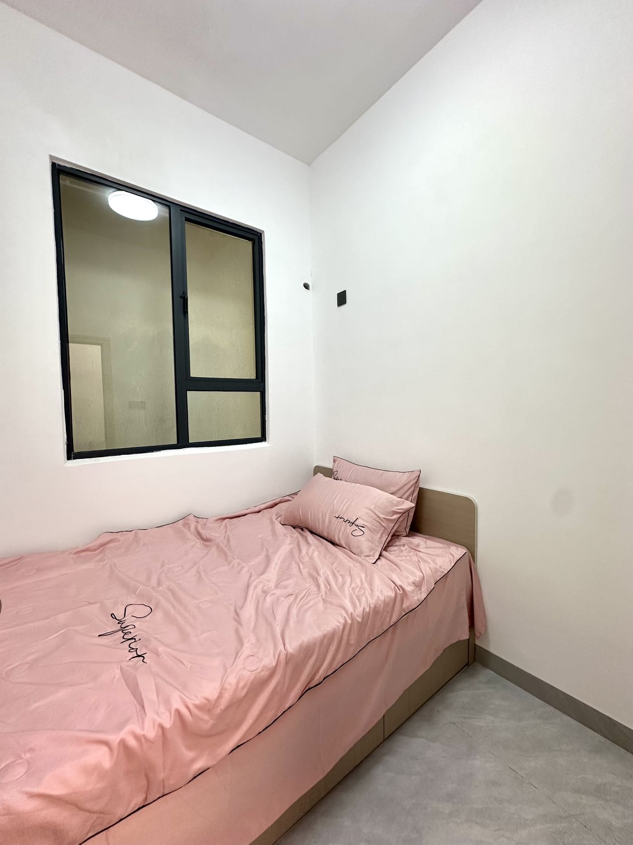 宝安石岩13/6号线地铁口30米新楼盘两房39.8万,三房48.8万起