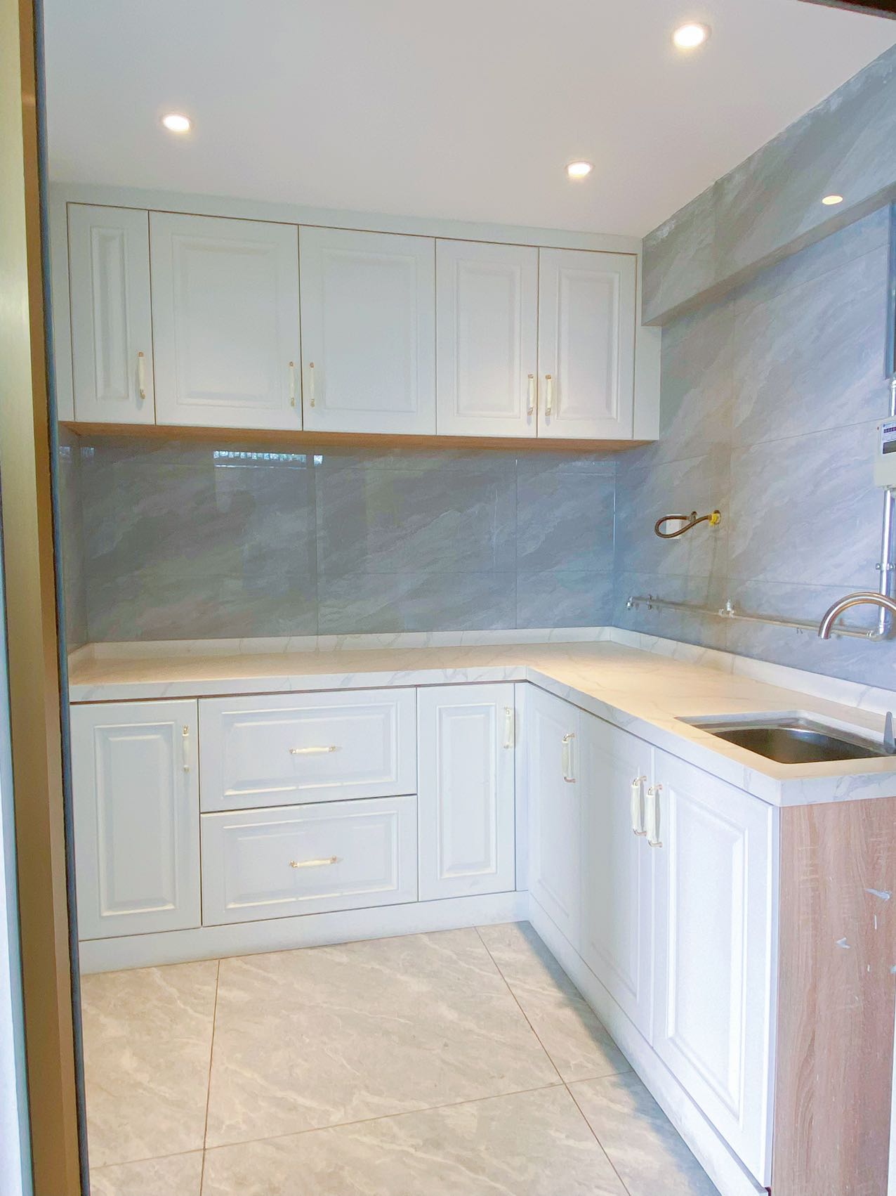 ‮安宝‬&lrm;福永三栋统建楼国际会展中心为邻 精装现房