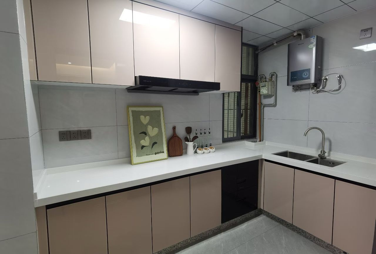 龙华四栋统建楼华为核心区民水民电 通燃气,可落户,全景阳台