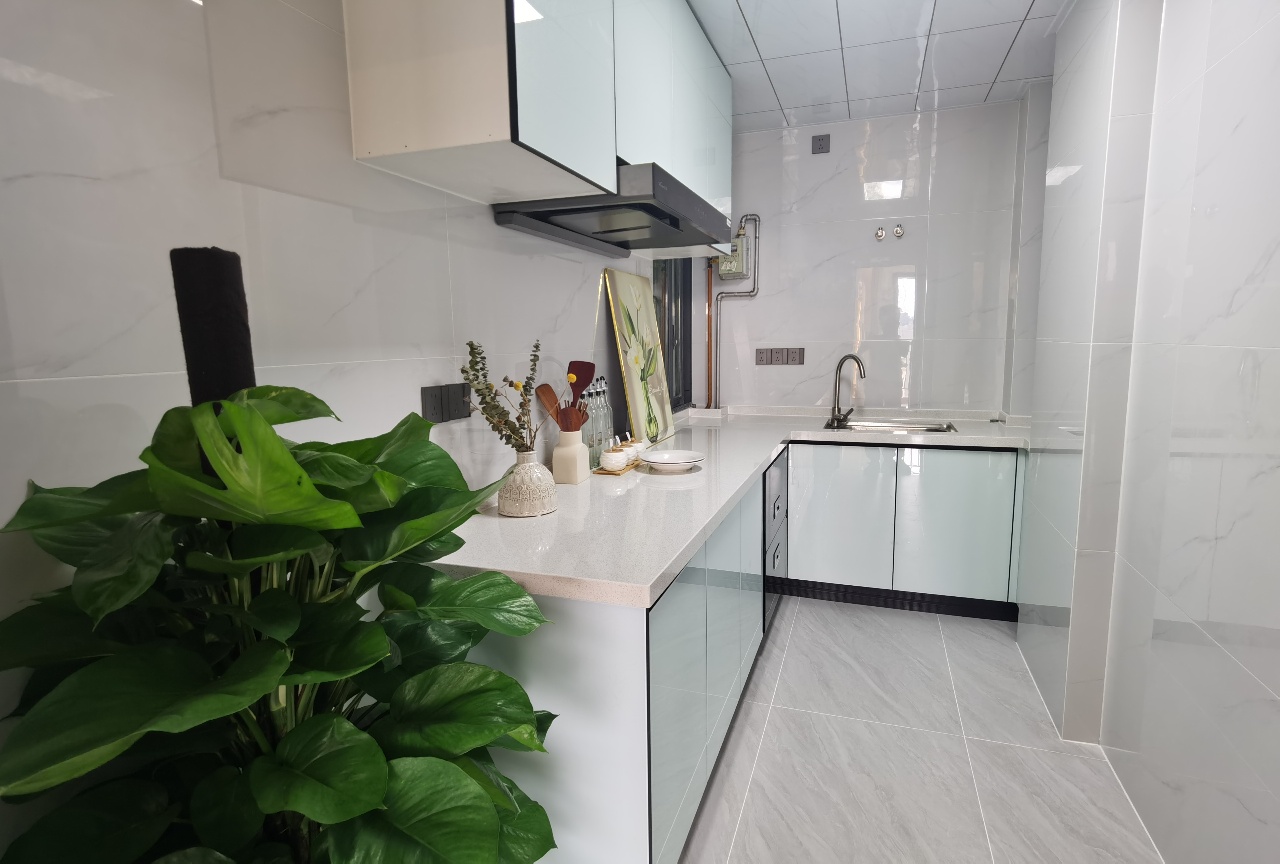 龙华观澜统建楼高刚需现房，即买即住大两房 |69.8万/套115㎡阔景三房 |89.8万套