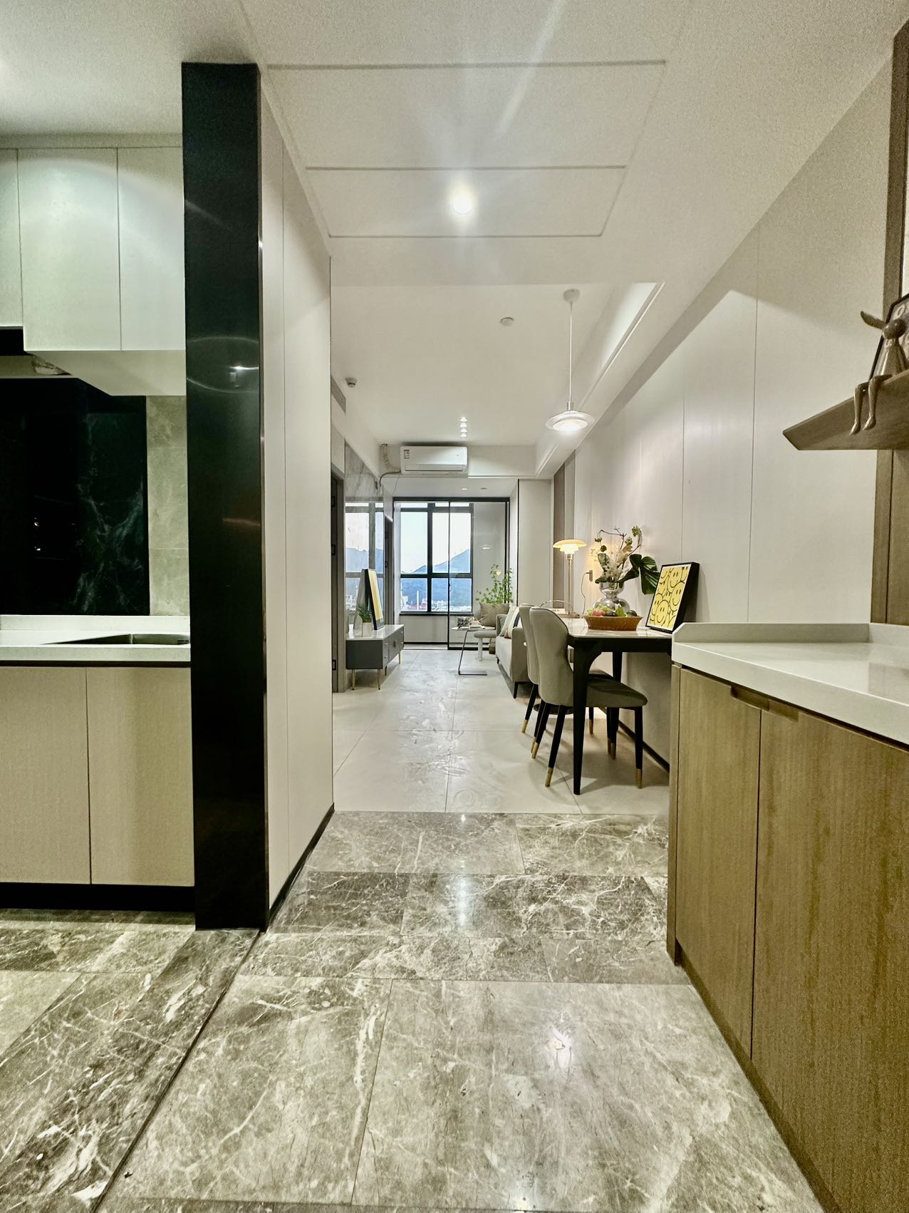 龙华统建楼四栋围合式小区自带地下停车位一手开发商建房合同，可落深户，带同胜博雅双学区