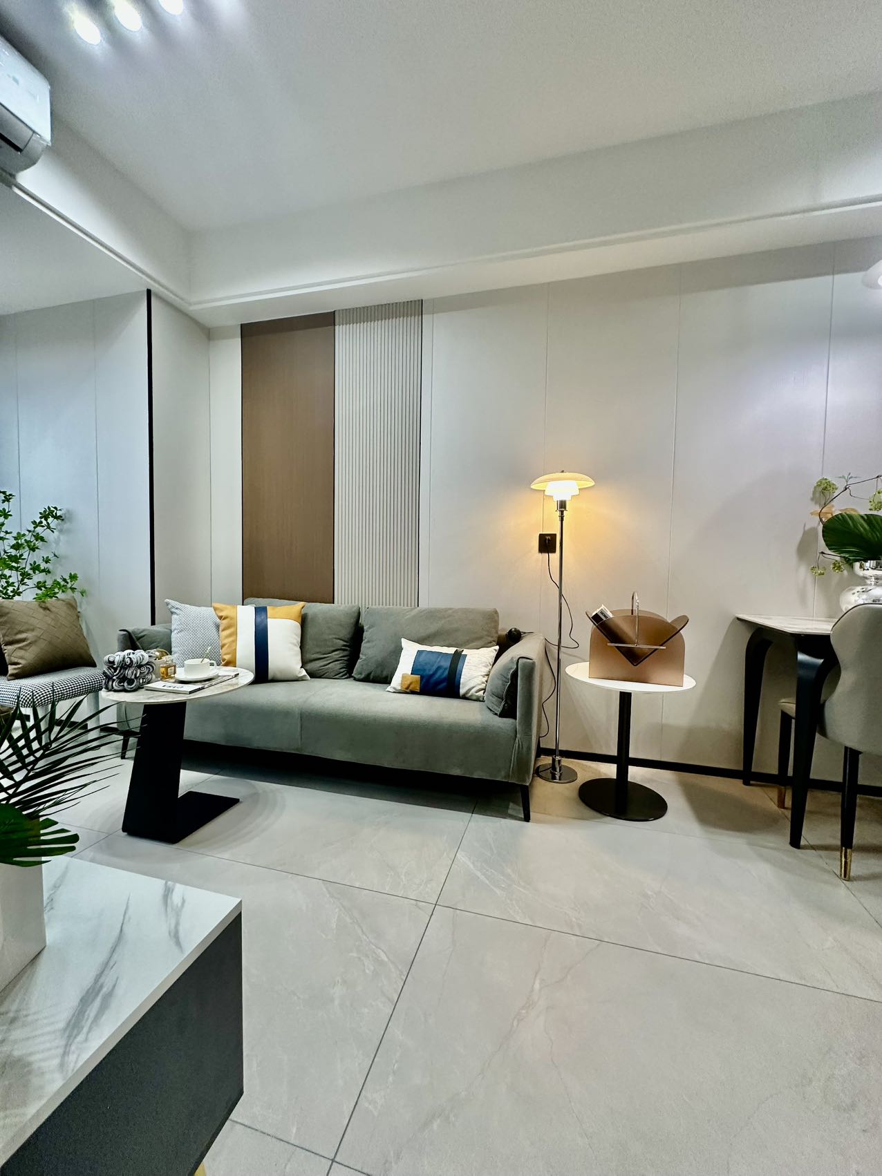 龙华统建楼四栋围合式小区自带地下停车位一手开发商建房合同，可落深户，带同胜博雅双学区