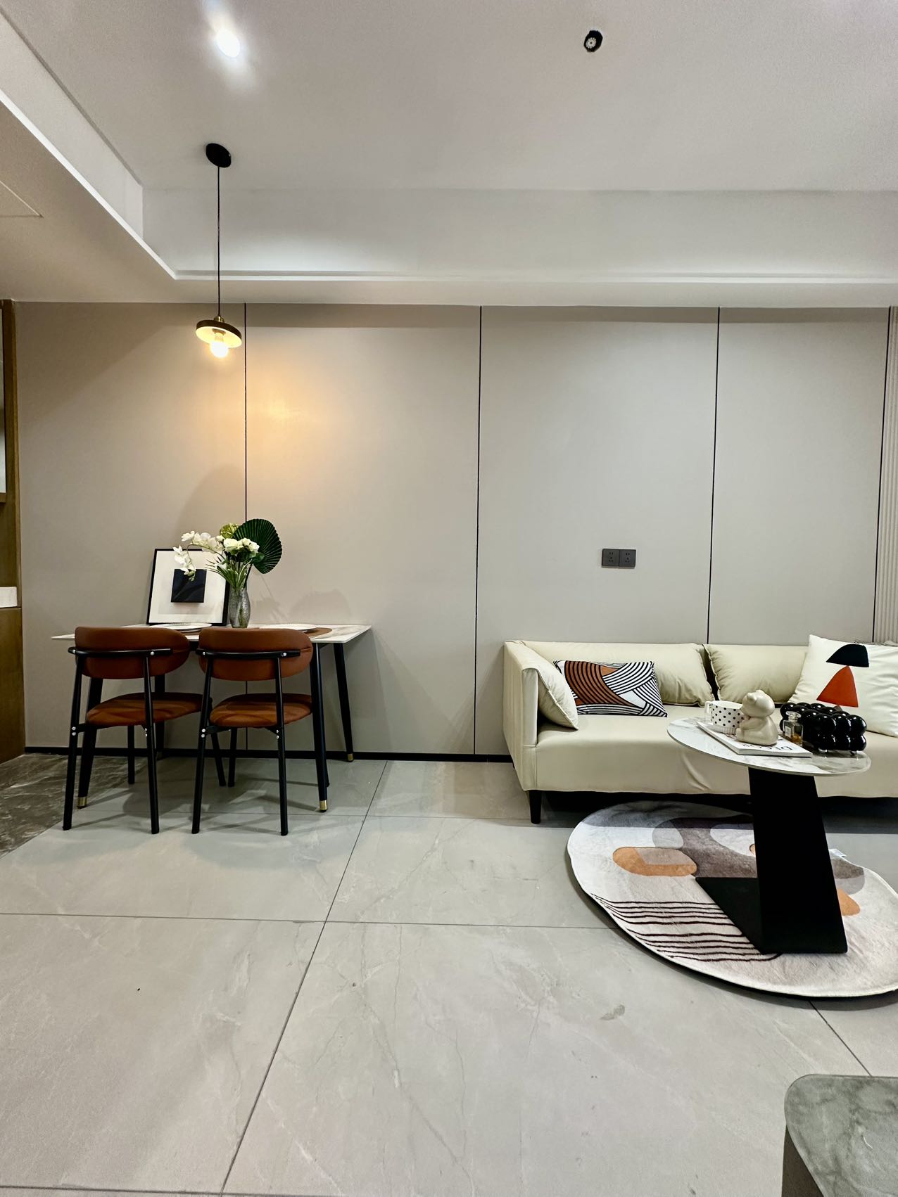 龙华统建楼四栋围合式小区自带地下停车位一手开发商建房合同，可落深户，带同胜博雅双学区