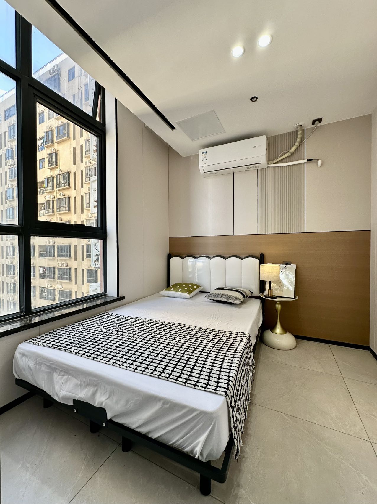 龙华统建楼四栋围合式小区自带地下停车位一手开发商建房合同，可落深户，带同胜博雅双学区