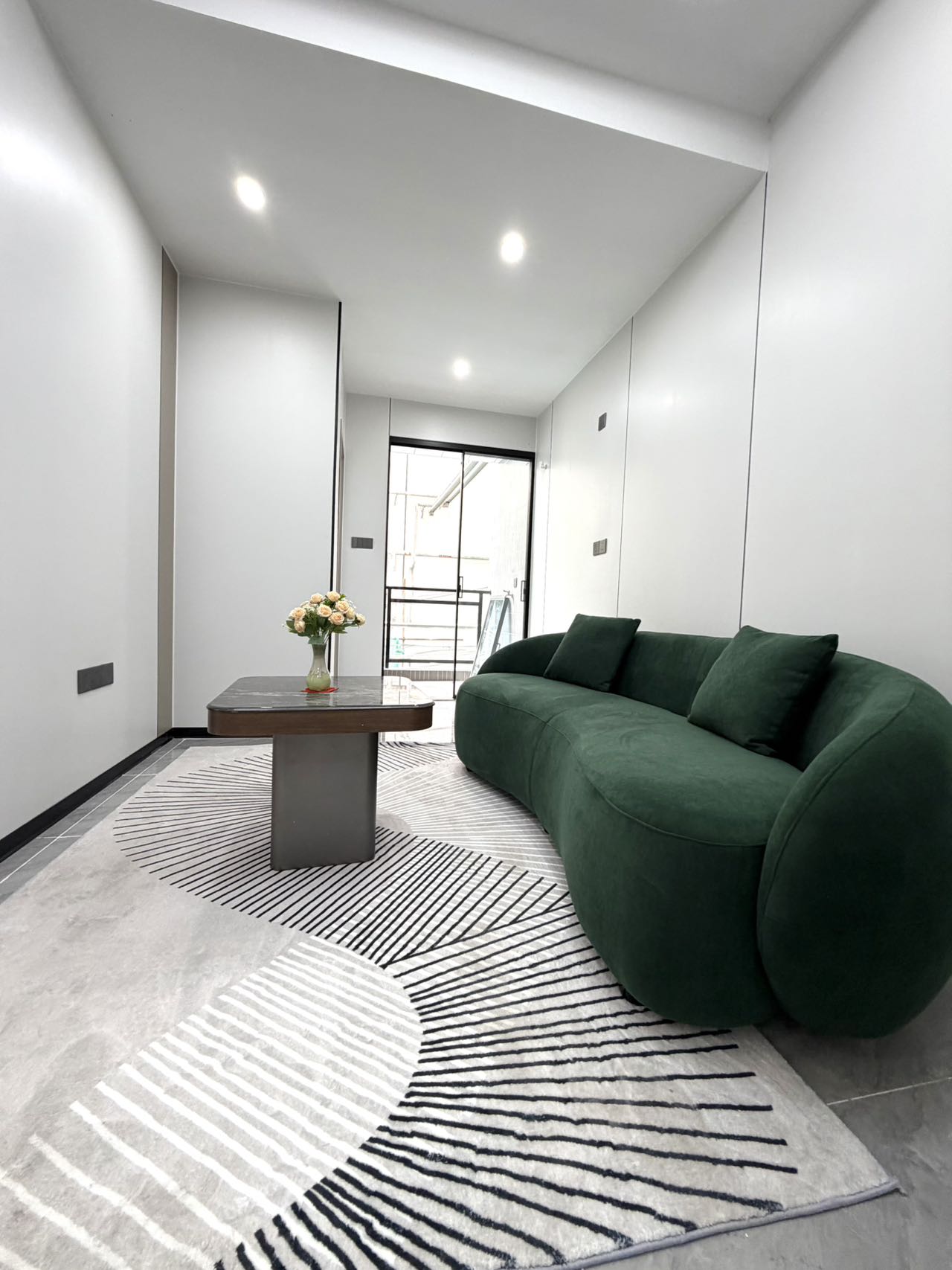 坂田五和地铁精装三房总价73.8万起黄金商铺48.8万起