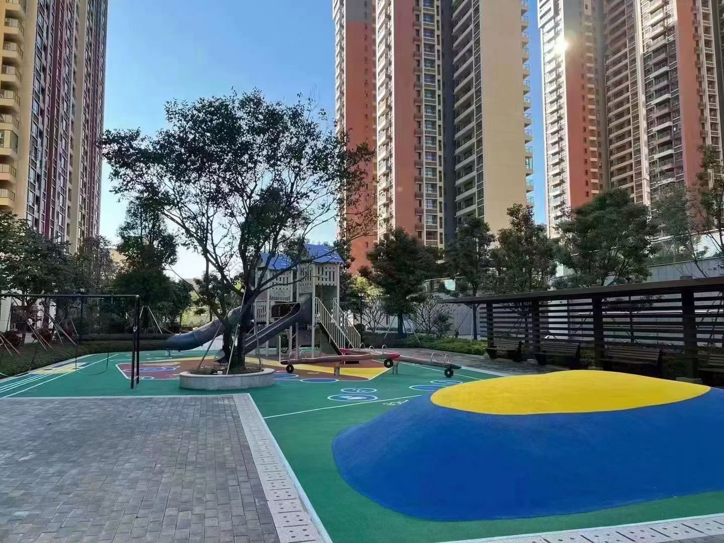 龙岗统建楼可落深户，可积分入学202-215㎡墅级顶复总价340万起