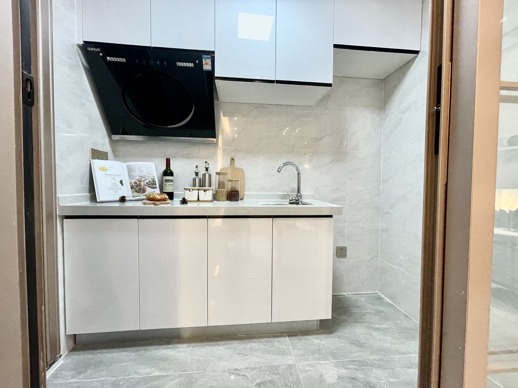 沙井马鞍山地铁站800米工抵房48.8W起户户精装厅出阳台