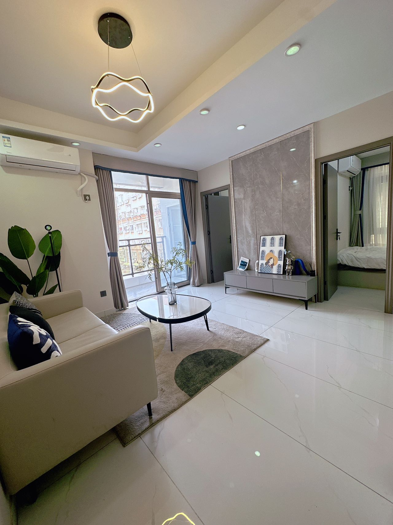 龙华红山北站枢纽地铁口物业38.8万起品质装修分期 3-5年