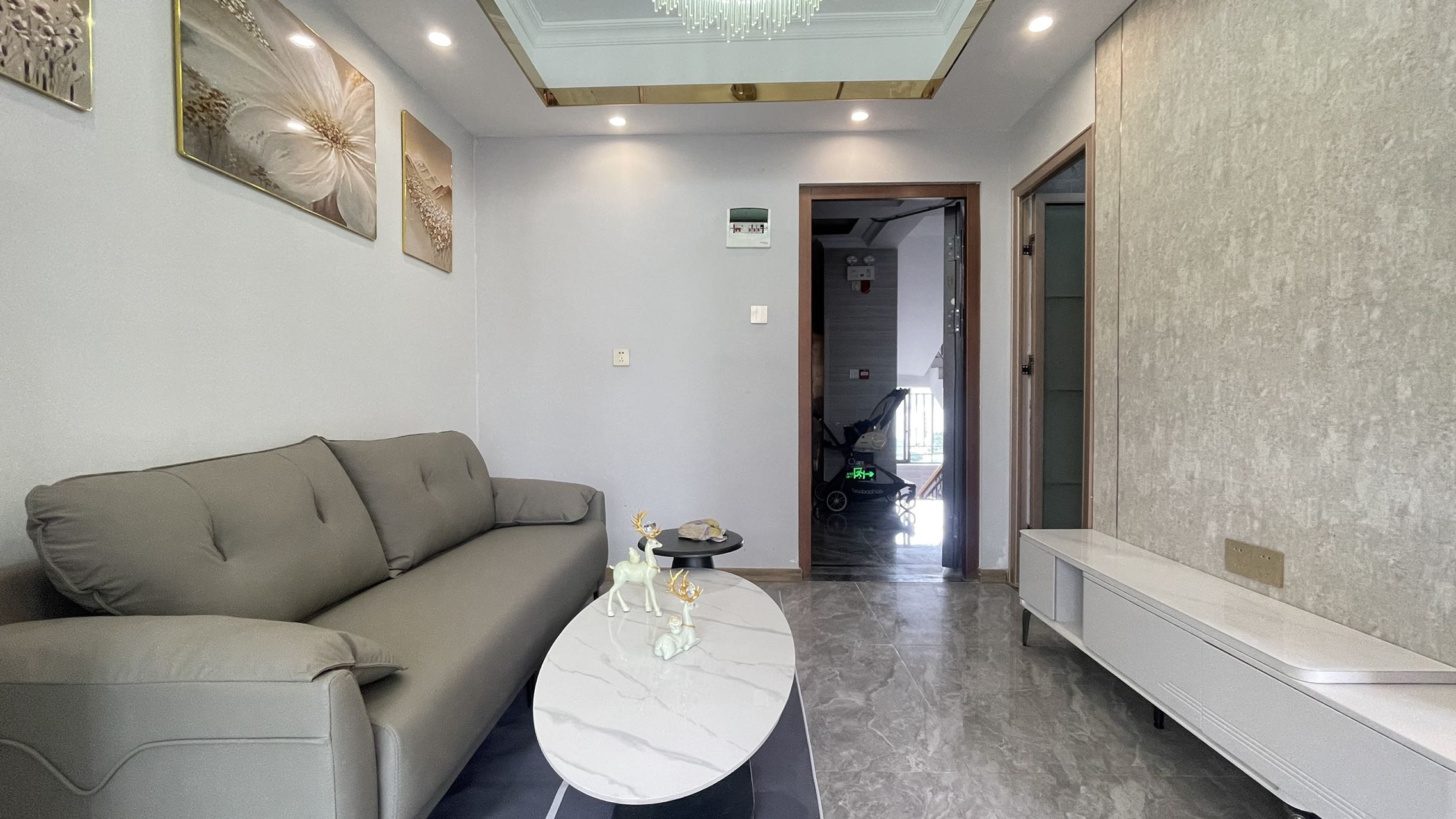 光明凤凰城核心区域双地铁口双商业街总价29.8万起带精装修分期3-5年