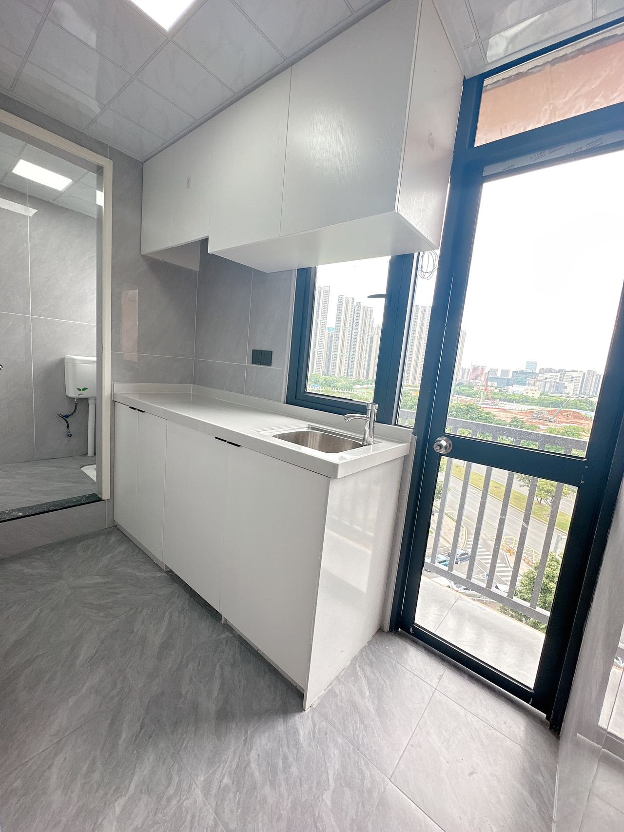 光明凤凰城片区精装理想户型两三房28.8万起 首付5成分期5年