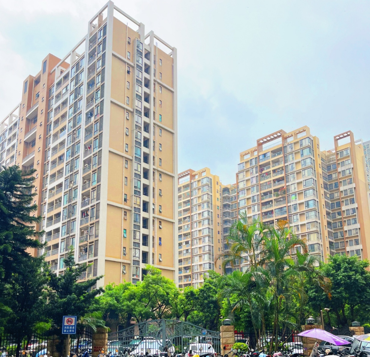 光明8栋花园统建楼总价69.8万起买精装三房两厅分期5年