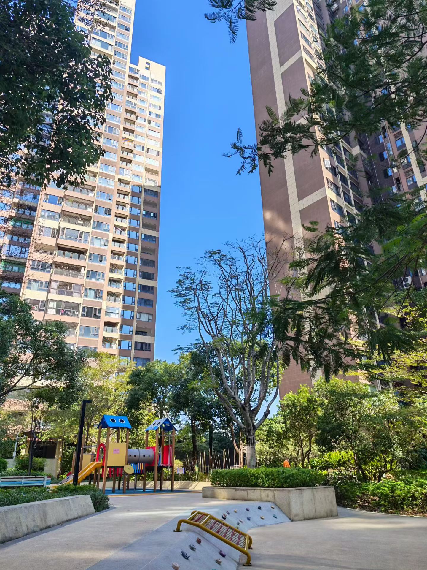 沙井70年产权独立红本精装三房总价68万/套起首付五成分期十年