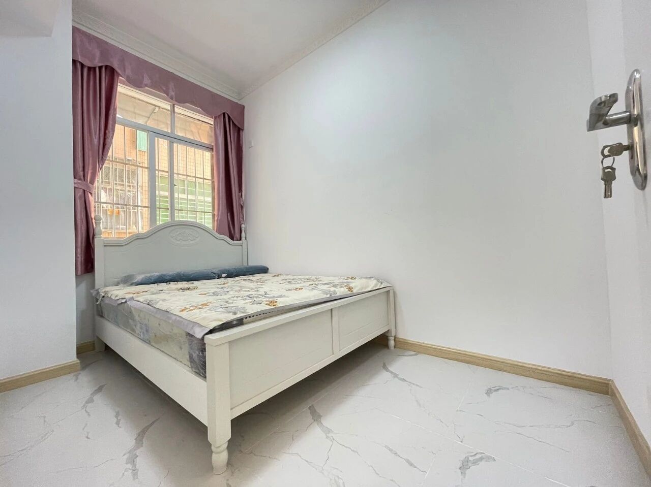 坂田五和地铁站精装二房总价56.8万/套起租金约3500元/月