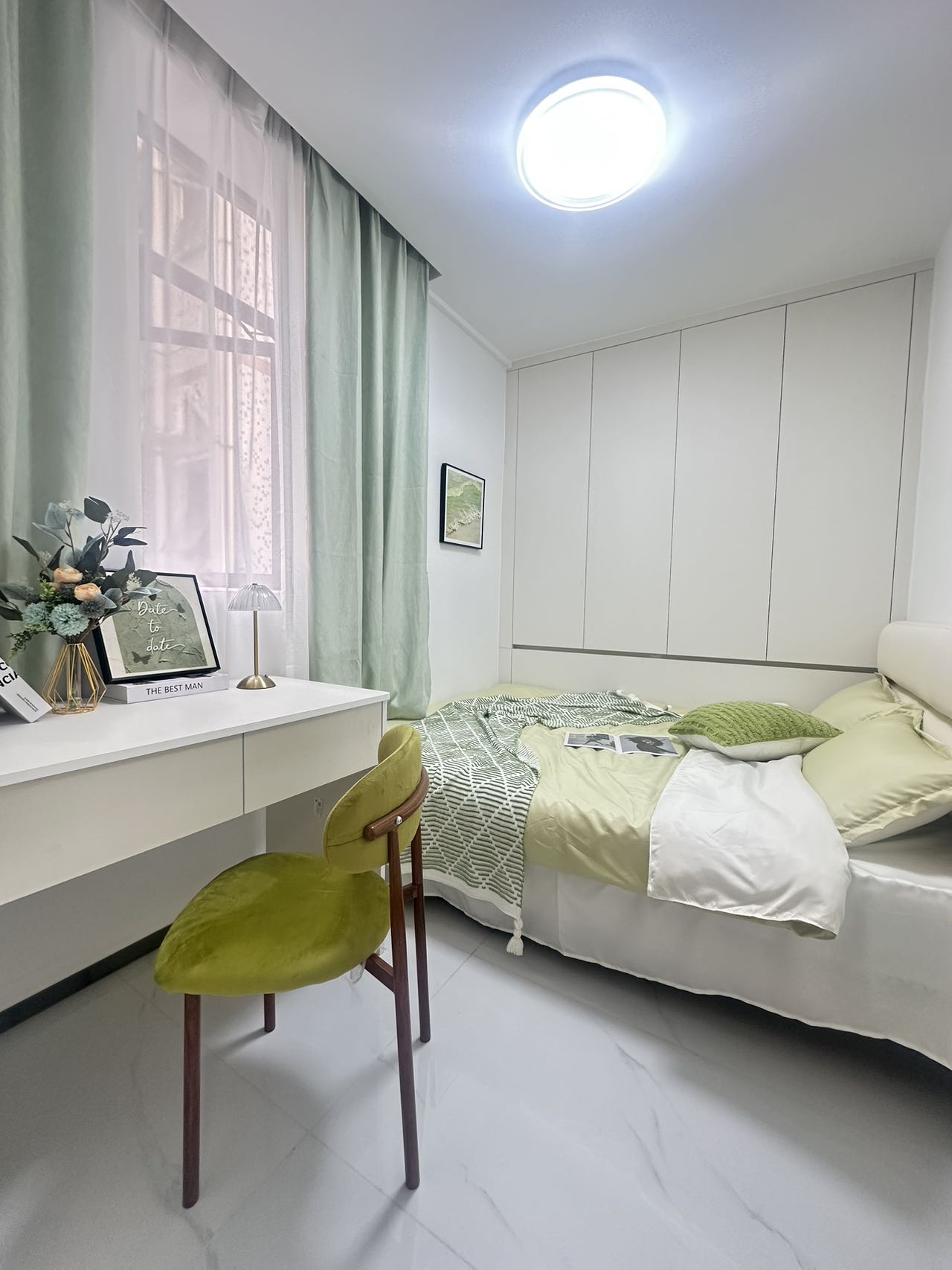 罗湖莲塘新盘地铁2/8/24号线200米总价36.8万起