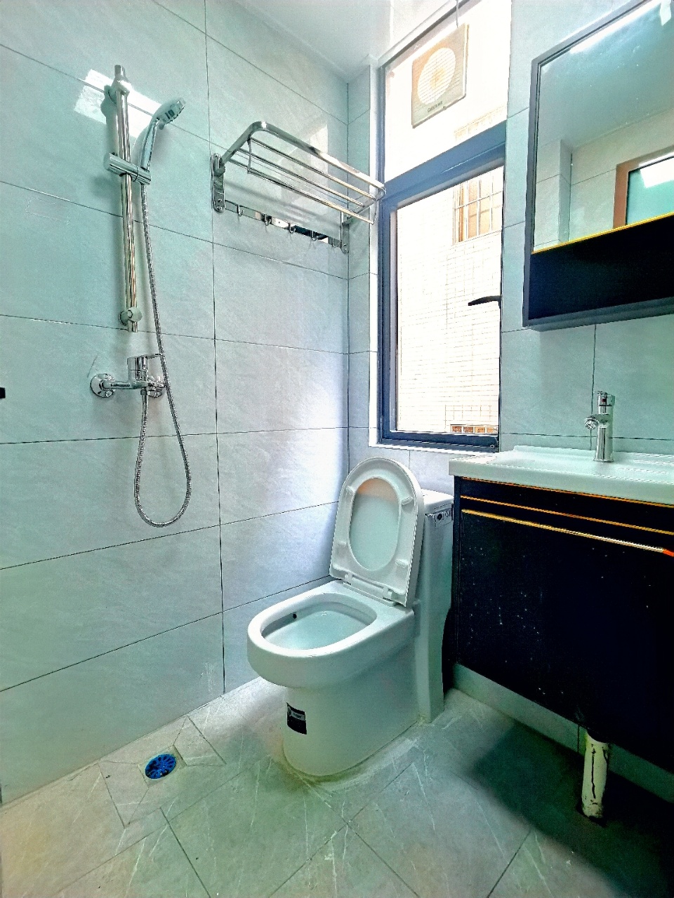 华为基地旁总价28.8万起 首付5万起 两房&nbsp;三房 通燃气 电梯现房