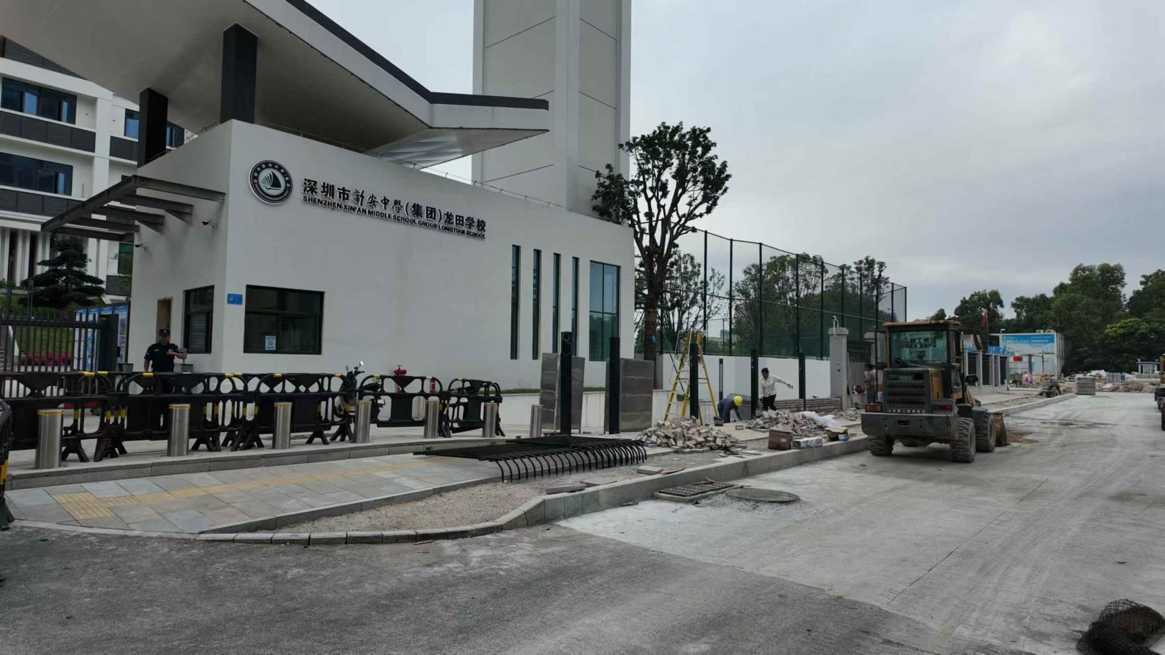 石岩依山傍水的村委统建楼原始二三房全款88万起可落深户