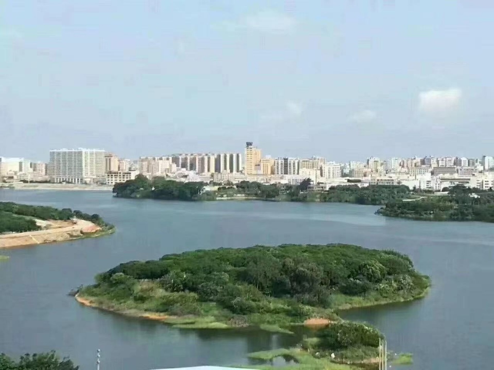 福永怀德地铁口&middot;双公园环绕&middot;全新精装现房三房68.88万/套起