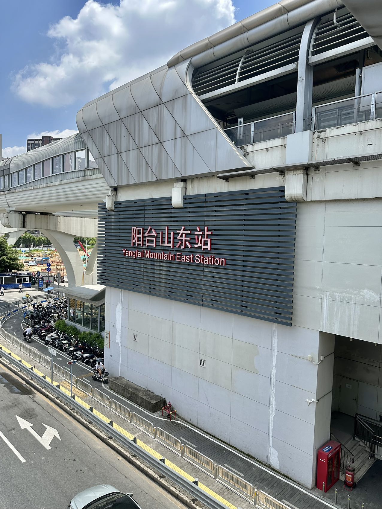 龙华统建楼6栋规模全款16.8万带精装交楼,拎包入住!小区自带地下停车场围合式小区