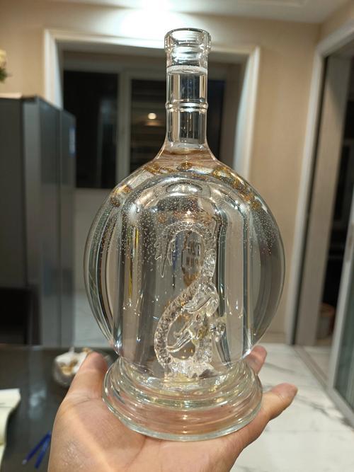 dragon glass wine bottle