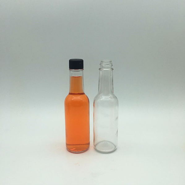 The Secrets Behind Selecting Quality Empty Mini Glass Liquor Bottles