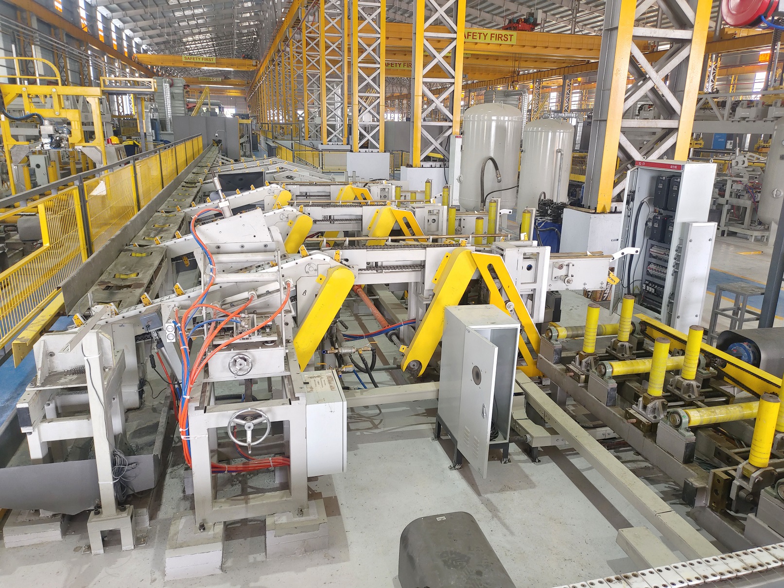 fork arm automatic stacking machine for tube