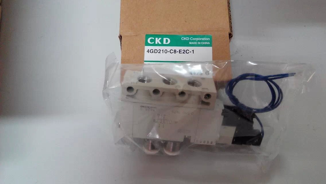 Two-way three-port solenoid valve M4GD2-00-2