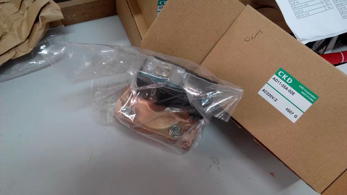 Pilot solenoid valve AD11-10A-03AS-DC24V