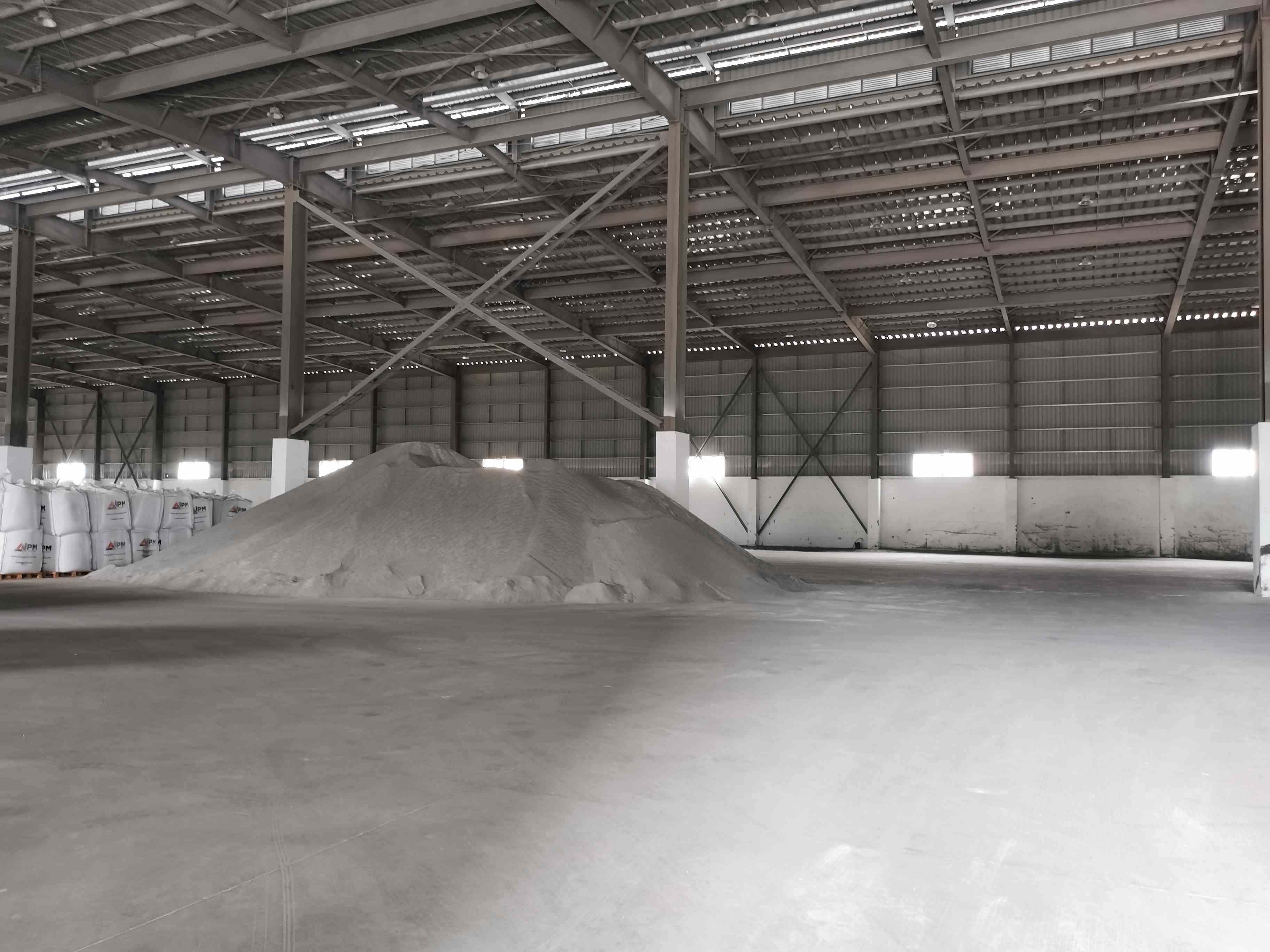 5 Key Aspects of Densified Silica Fume: Composition and Uses in GGBS/GGBFS Blends