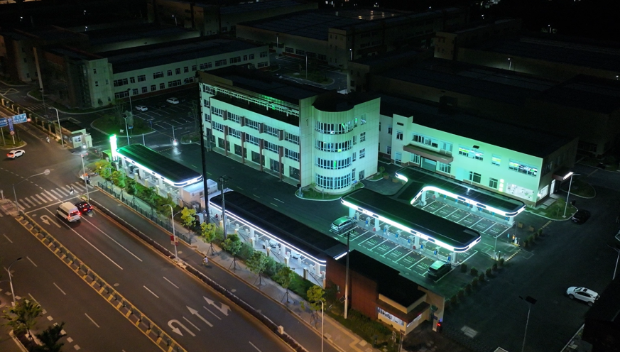 CNTE社の新型スマートBESS EV充電ステーションが上海に登場