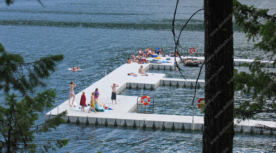 Construction of houses on water