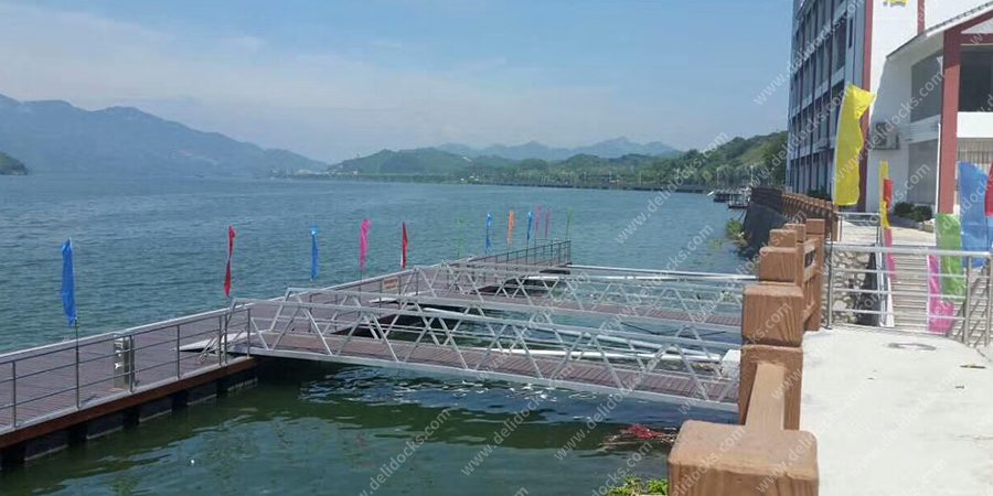 QINGYUAN INN YACHT DOCK