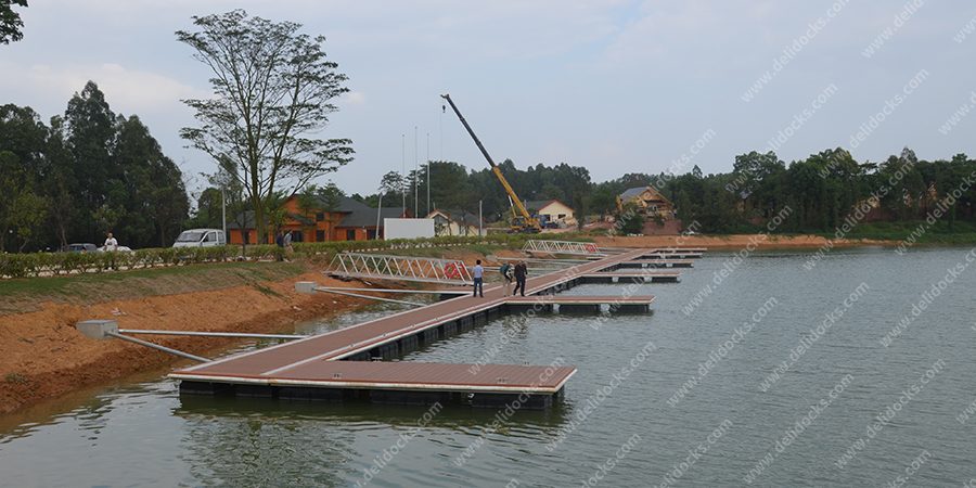 MIDEA GROUP LURE DOCK