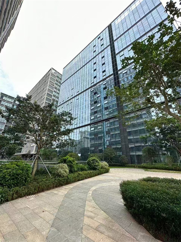 深圳公明6号线地铁口统建楼《星汇花园》13000/㎡，自带停车场/游泳池，精装交房