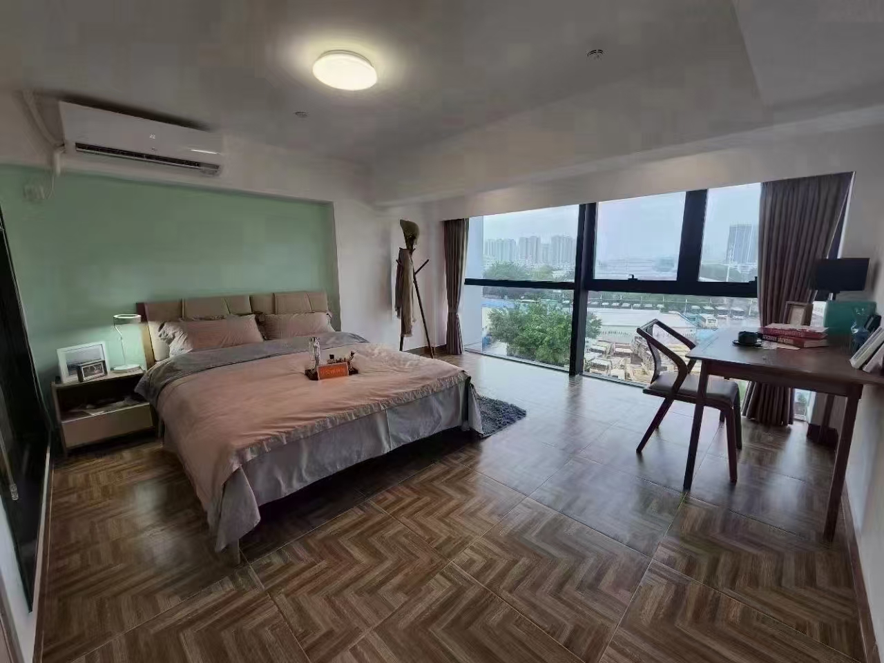 龙岗平湖华南城大红本统建楼，总价43W起，3栋花园小区，精装修交付