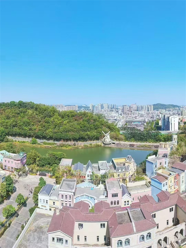 布吉小产权房豪宅别墅小区，总价680万/栋起