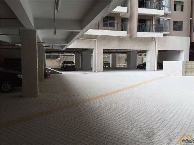 石岩大型花园统建楼，3大栋规模，地铁6号上屋站900米