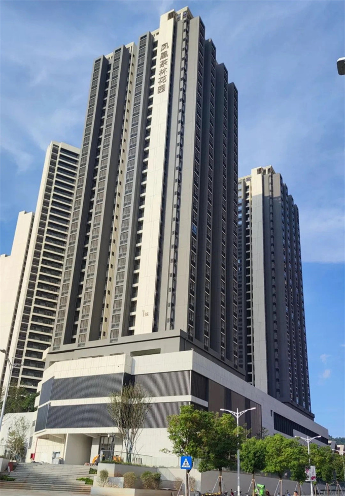 光明高铁站10栋大型花园小区，13500元/平米起