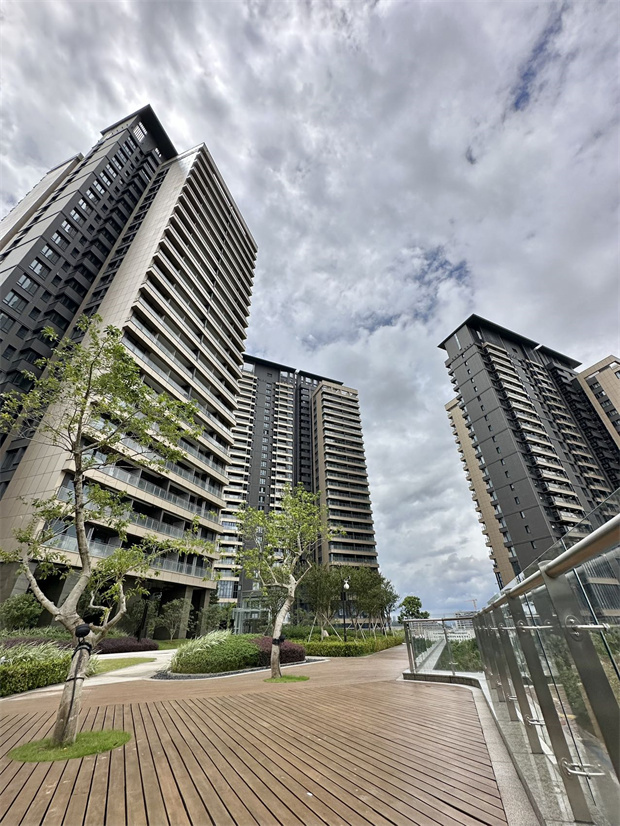 龙华区真正豪宅统建楼新盘，5栋800户大型花园小区