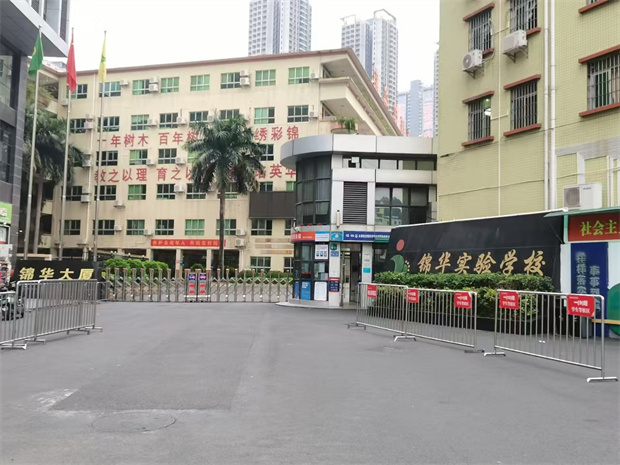 龙华龙胜地铁口统建楼，原始户型大三房99.8万/套