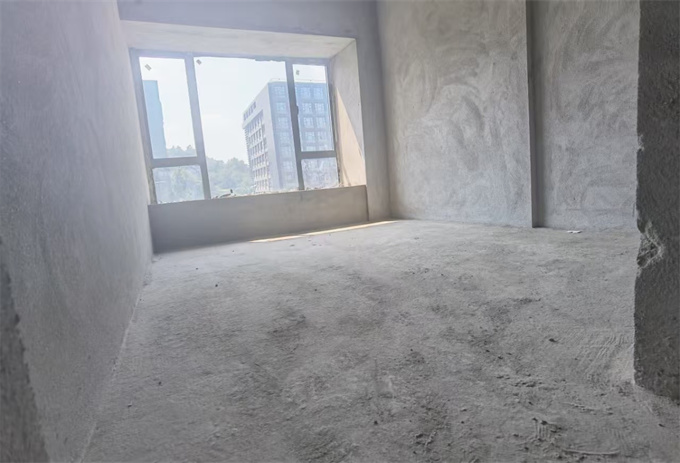 深圳布吉统建楼10880/平起，10号线地铁口物业，原始户型、通燃气