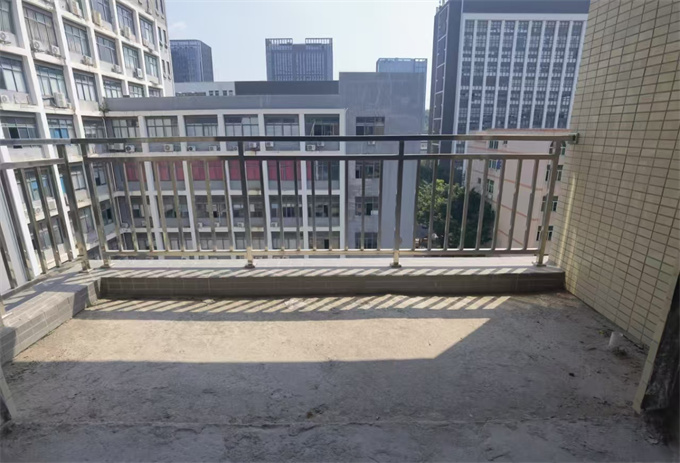 深圳布吉统建楼10880/平起，10号线地铁口物业，原始户型、通燃气