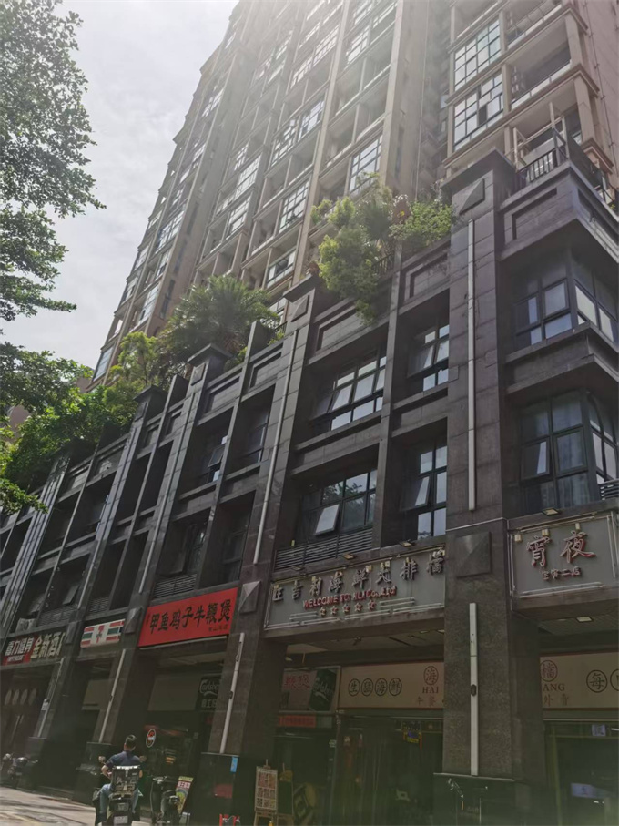 南山统建楼小区；两房89.8万/套，少量房源