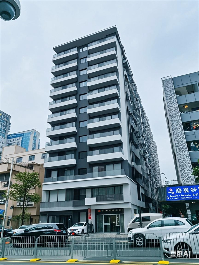 西乡地铁口两栋统建楼新盘，单价12000元/㎡