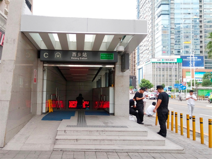 西乡地铁口两栋统建楼新盘，单价12000元/㎡